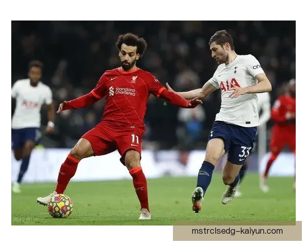 拉菲尼亚盘带技术分析显示其在联赛中的表现持续提升，备受关注。